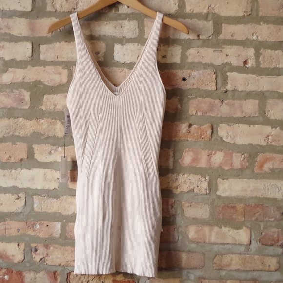 Babaton Ardie Knit Top in Nude NWT - Picture 3 of 6